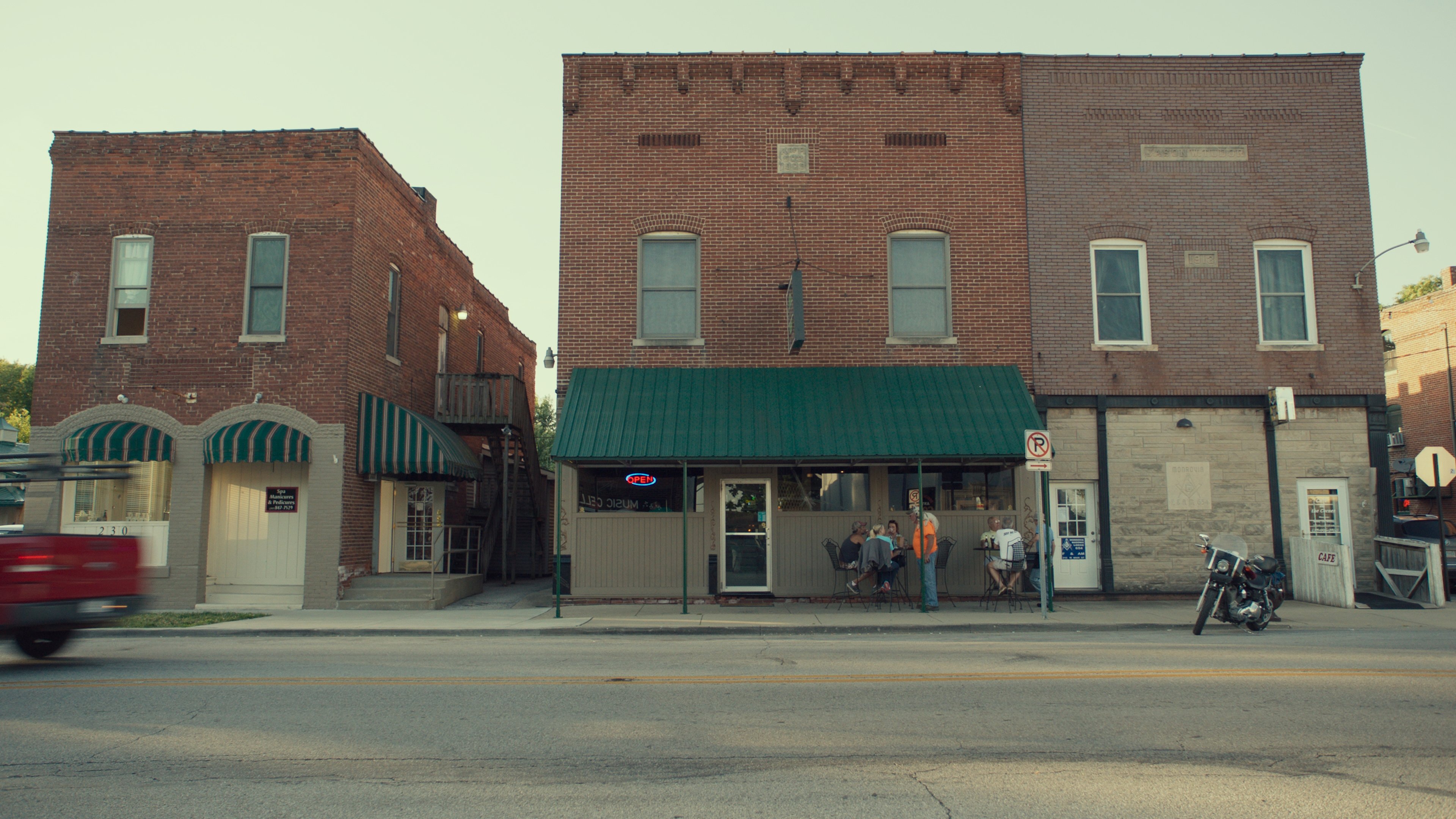 Image du film Monrovia, Indiana uzq1m7k3hbmweq8n5s3mlkxtoo5jpg