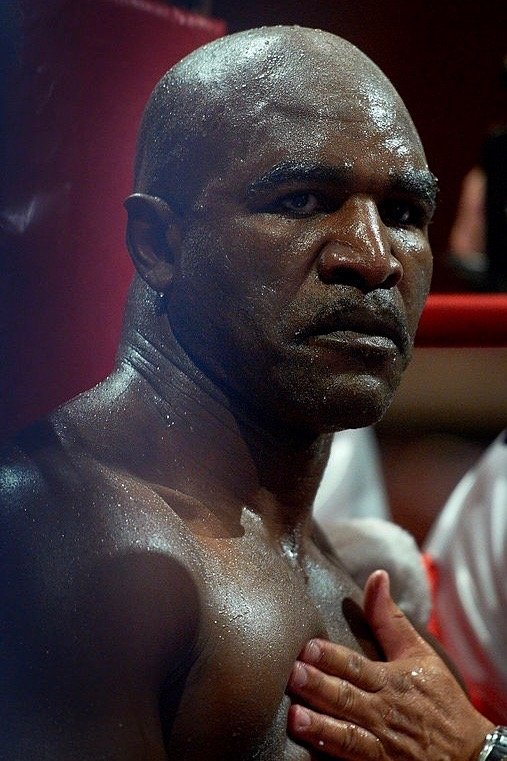 Evander Holyfield vs. Brian Nielsen Evander Holyfield vs. Brian Nielsen