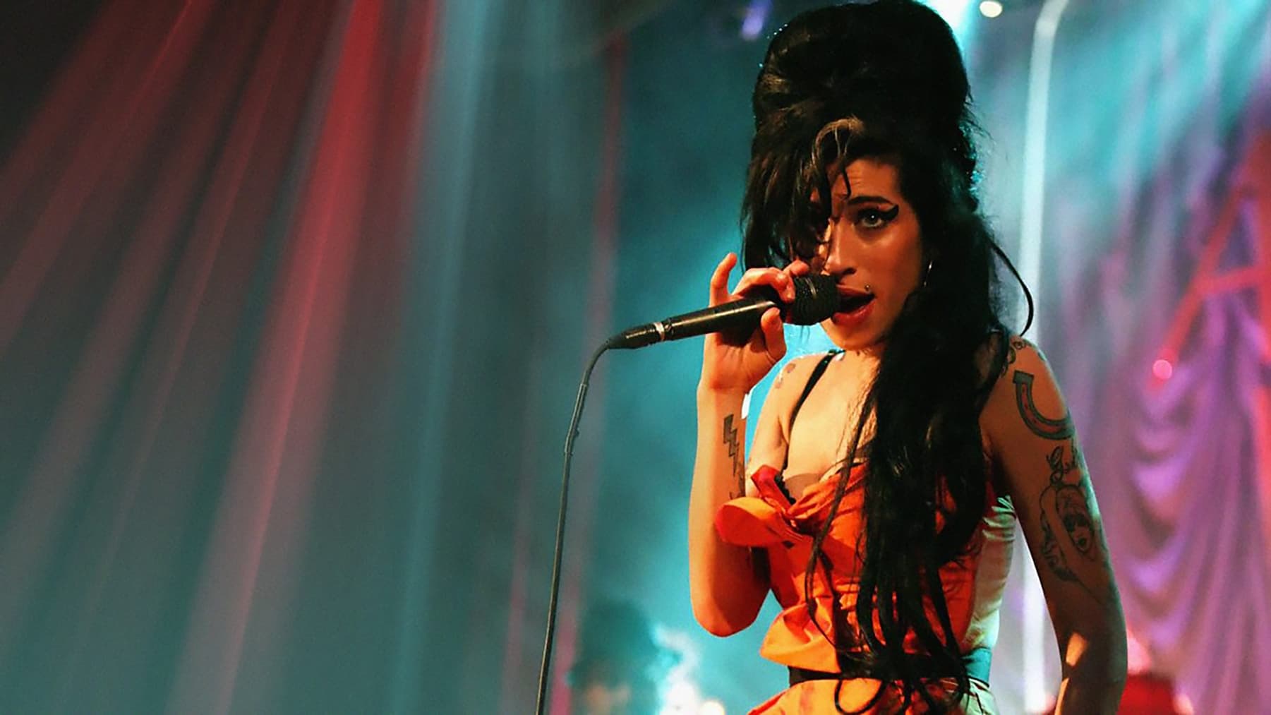 Amy Winehouse – BBC One Sessions Live at Porchester Hall (2007)