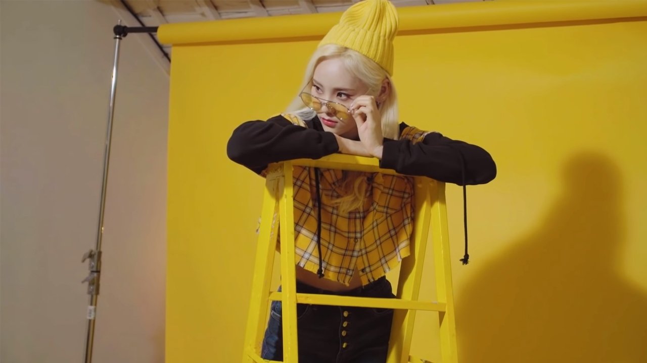 LOONA TV