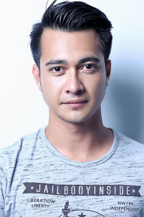 et billede af Eza Gionino