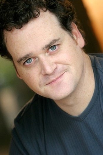 et billede af Dave Anthony