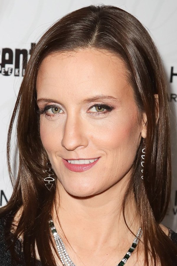 et billede af Julie Lake