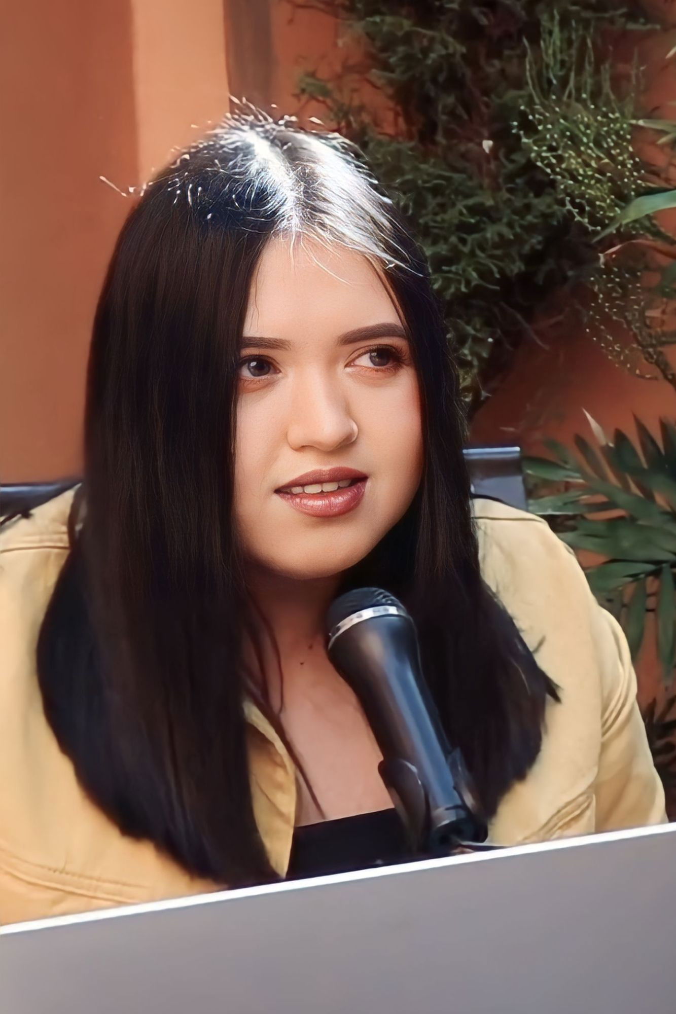 et billede af Lucia Cervantes