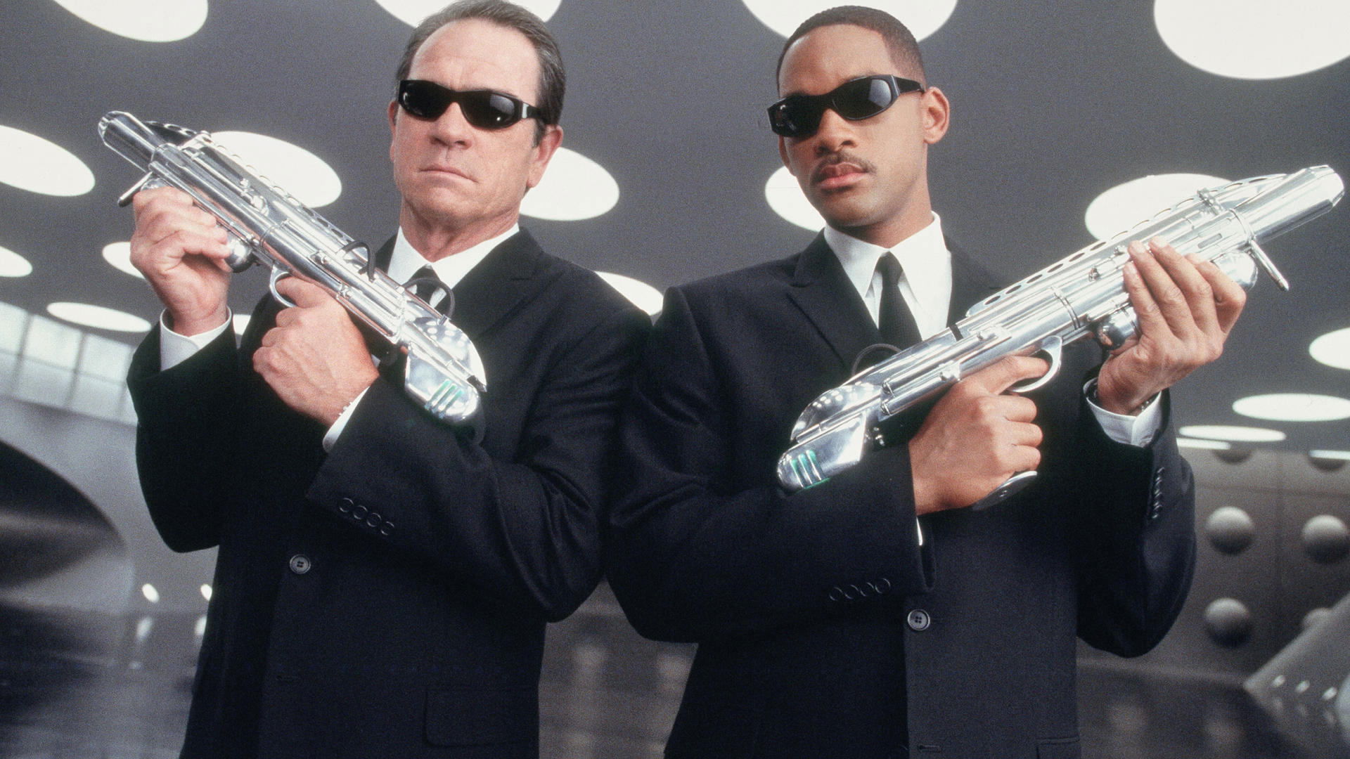 Men in Black II (2002)