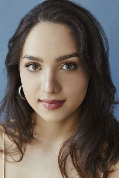 et billede af Bella Hull