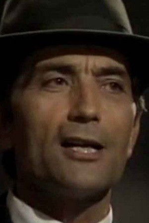 et billede af Kostas Tsigos