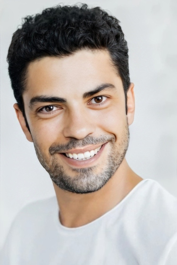 et billede af Erkan Baylav