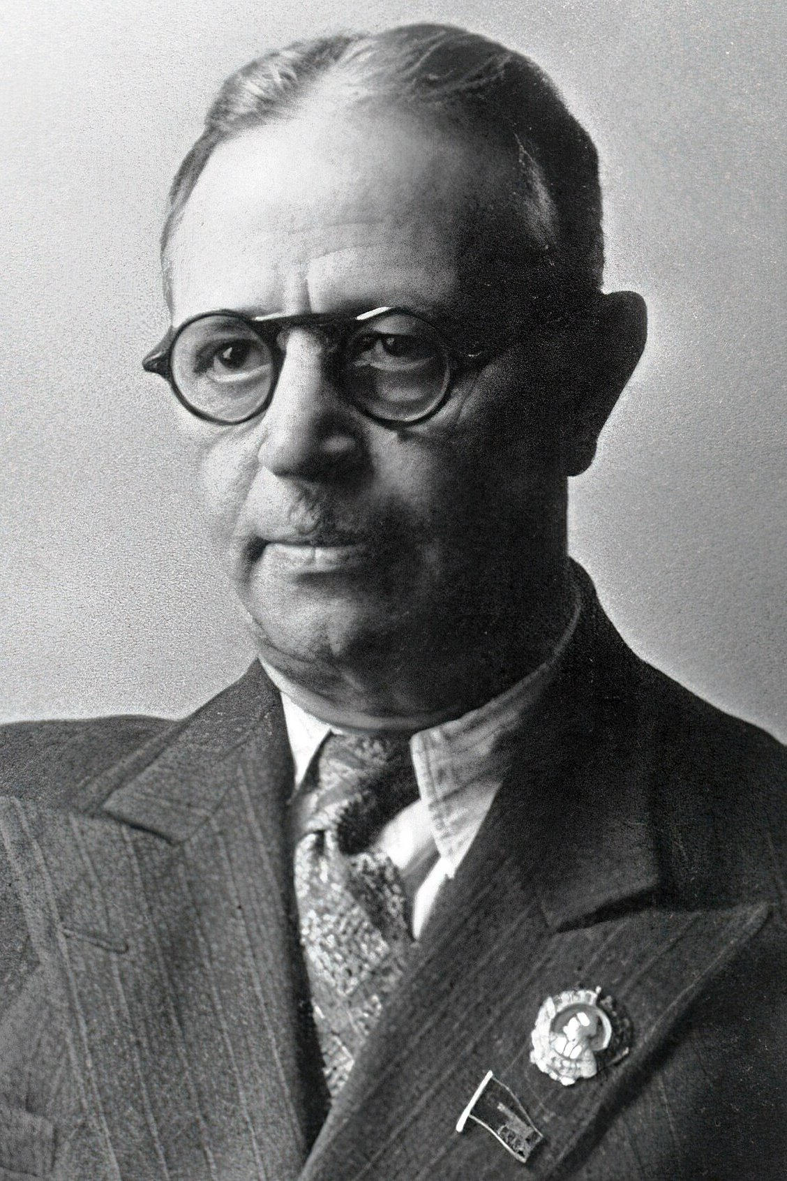 et billede af Uzeyir Hadjibeyov