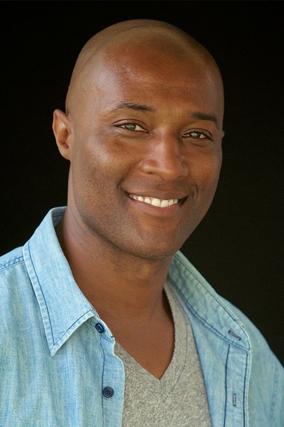 et billede af Victor Dean