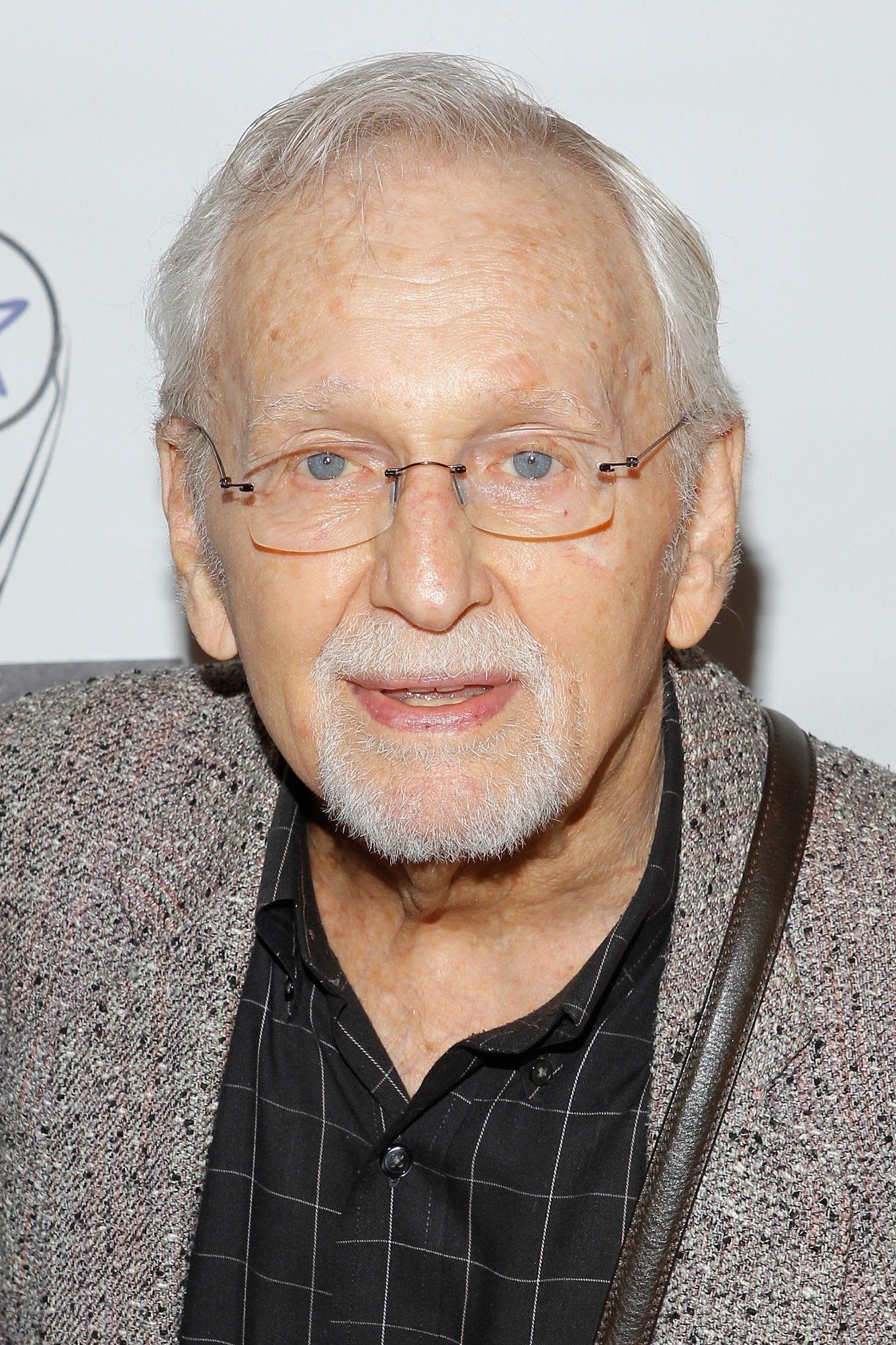 et billede af Alvin Epstein