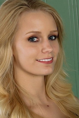 et billede af Megan Brown