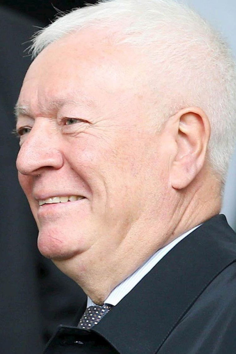 et billede af Trevor East