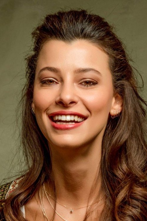 et billede af Müjde Uzman