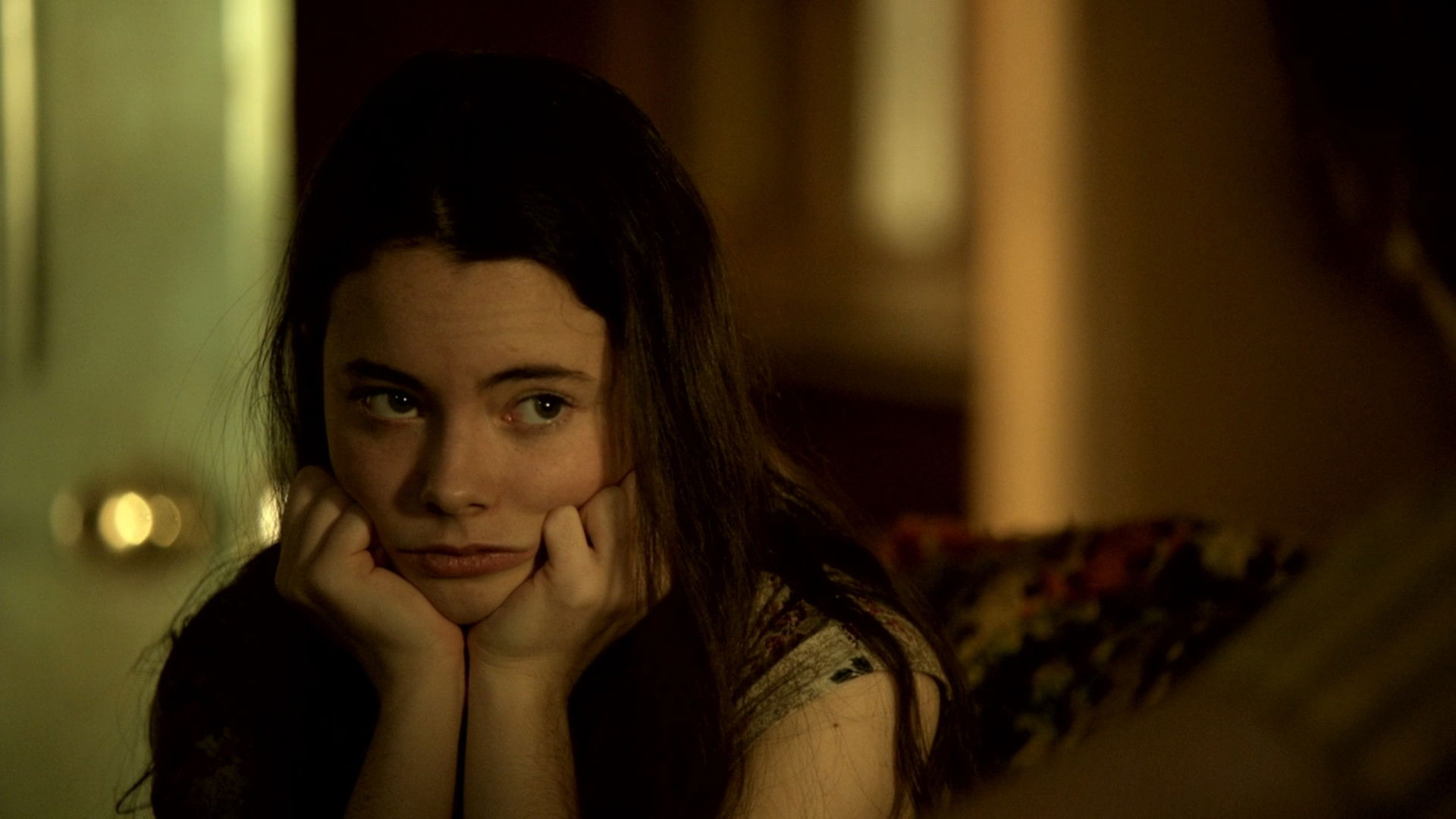 Hemlock Grove: Season 1 - Birth (2013) - (S1E13) - Backdrops — The