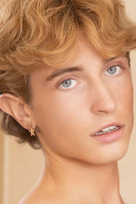 et billede af Tyler Moore