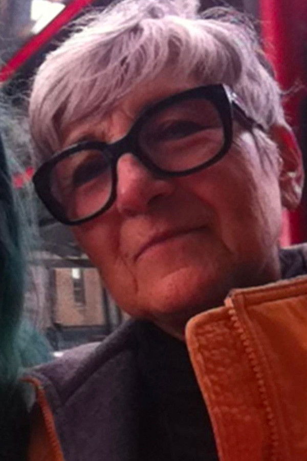 et billede af Marva Nabili