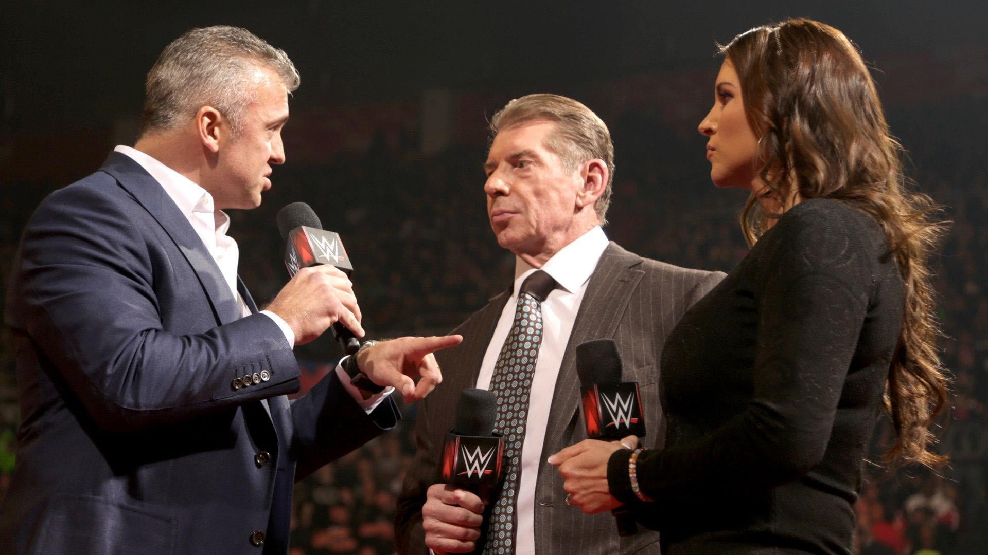 WWE Raw Staffel 24 :Folge 8 