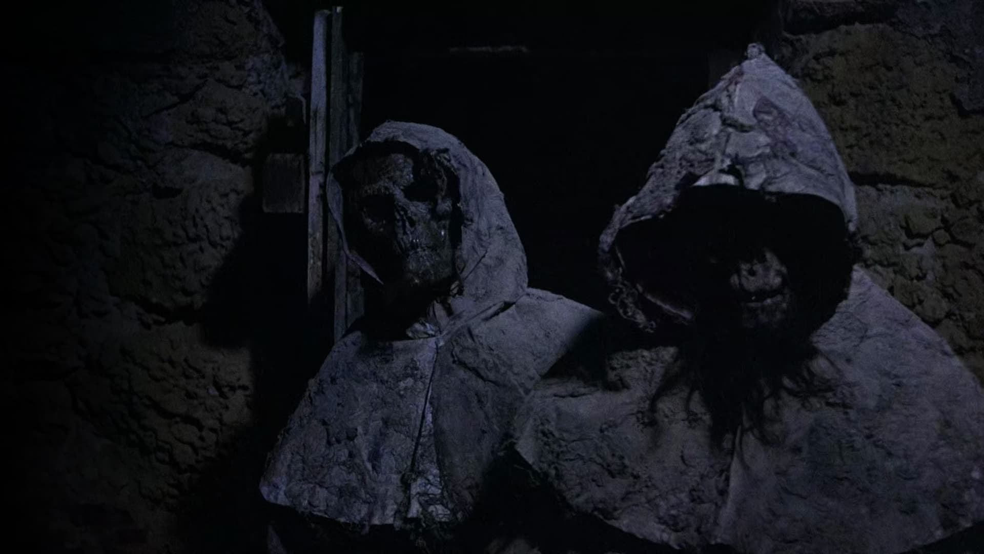 Grobowce ślepej śmierci (1972)