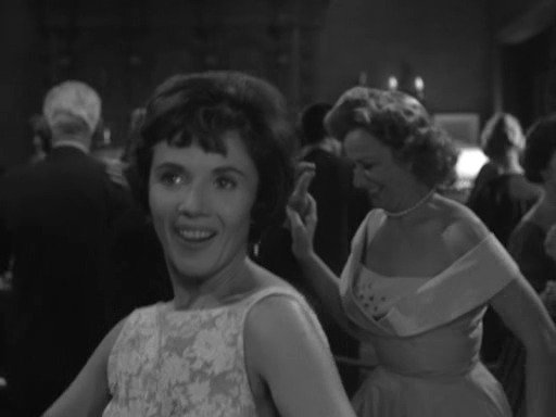 Prisoners' Wives S06E08 backdrop