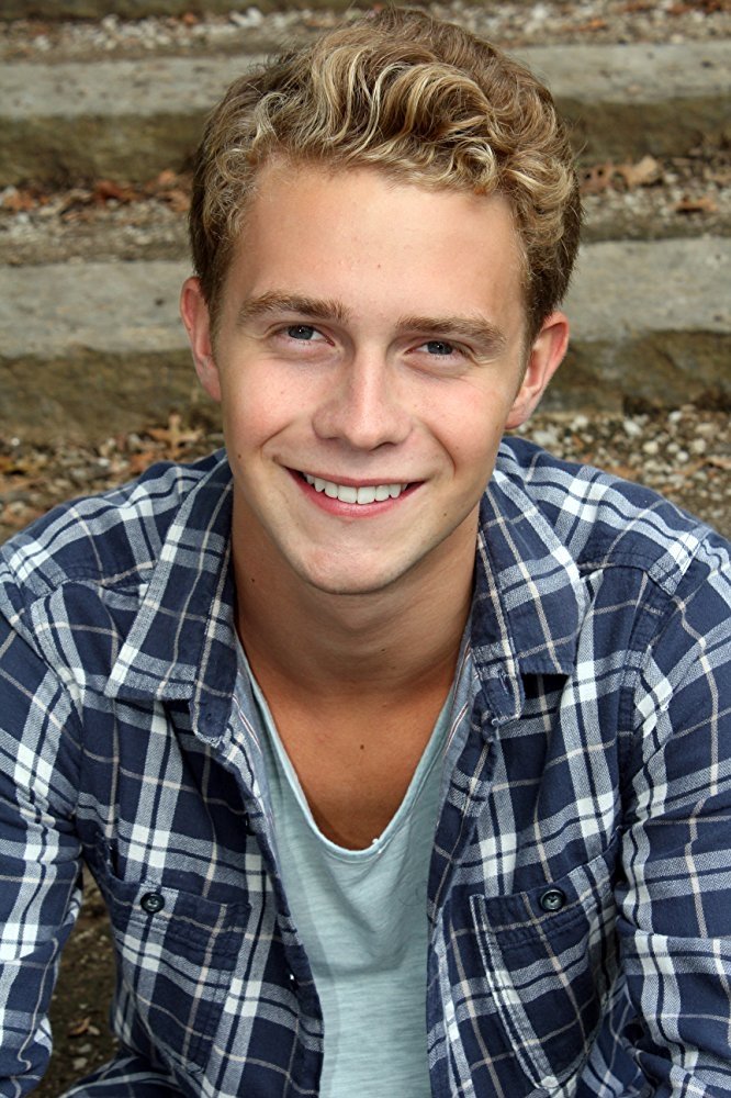 et billede af Ciaran Brown