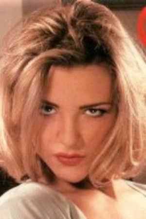 et billede af Claire Collins