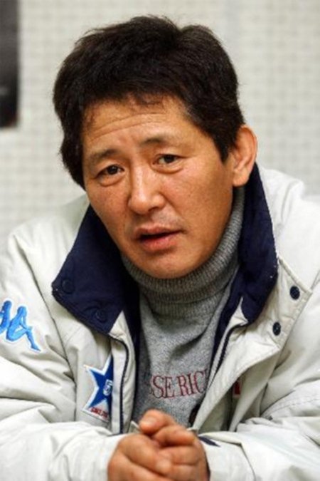 Kang Tae-ki's picture in the cast