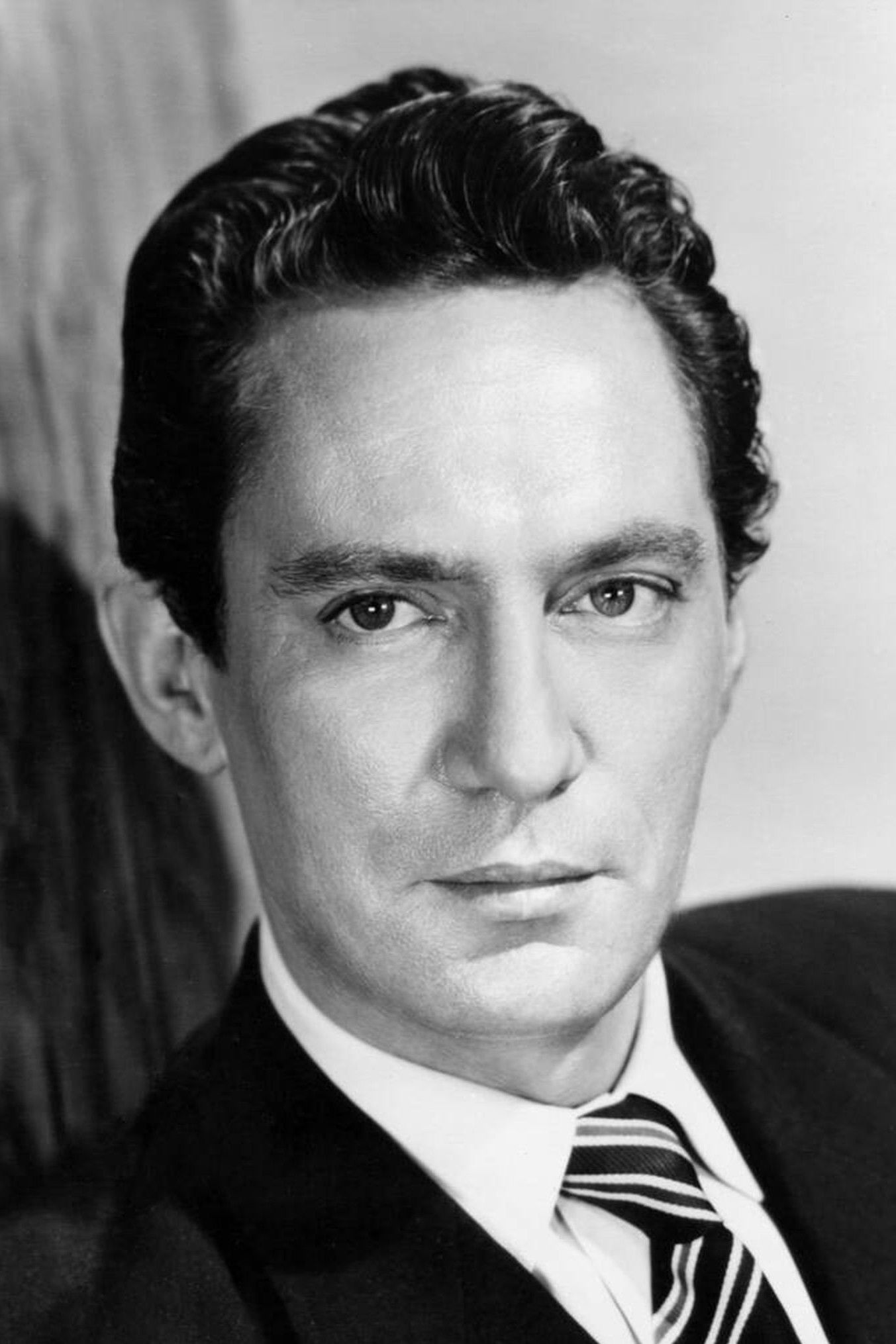 et billede af Peter Finch