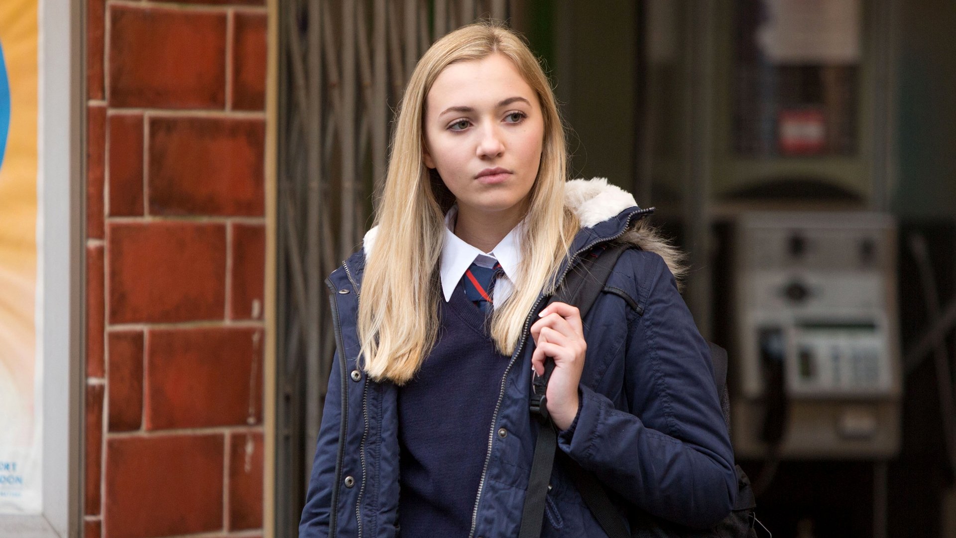 EastEnders 32x12