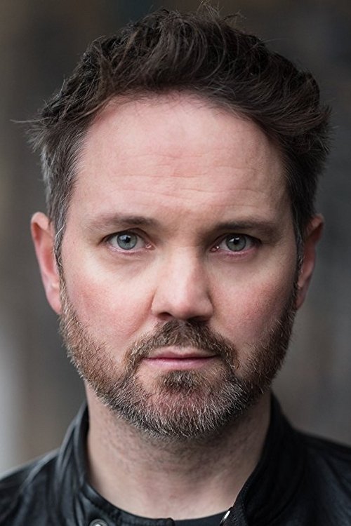 et billede af Damian Gallagher