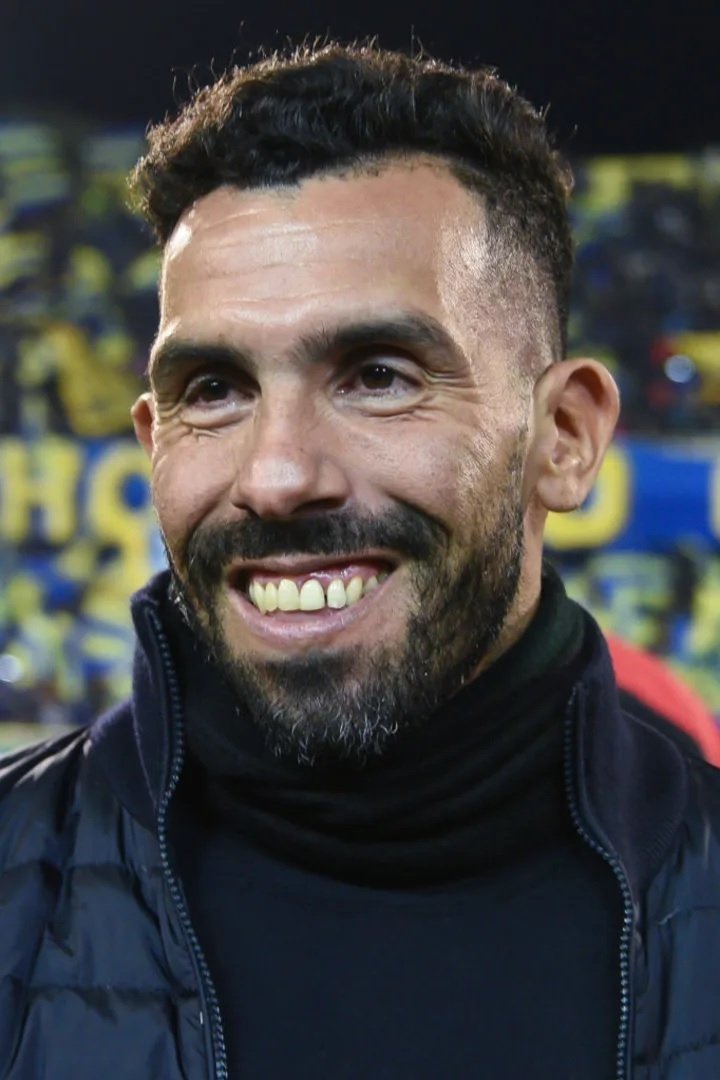 Carlos Tévez's picture in the cast