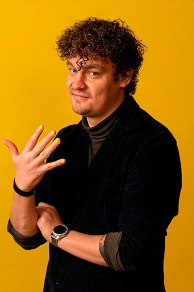 et billede af Simon Væver