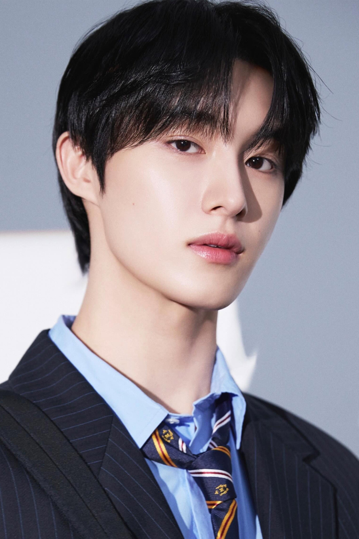 Profile 윤현석 with character Hyeok