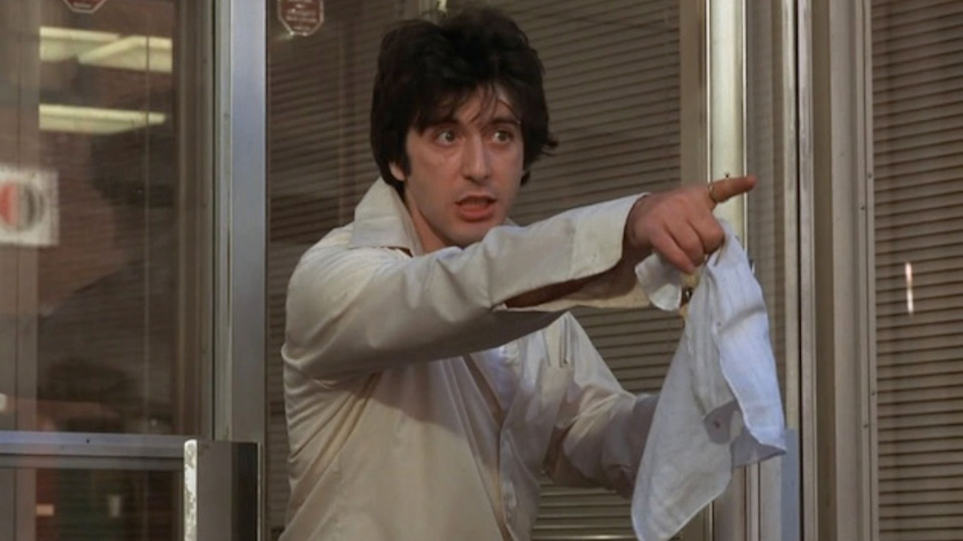 Dog Day Afternoon (1975)