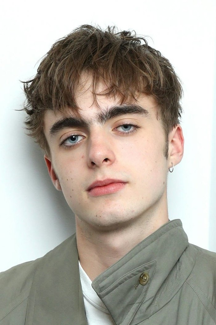 Lennon Gallagher's picture in the cast