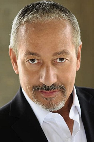 et billede af John Vargas