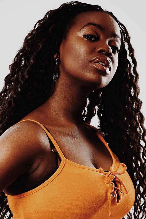 et billede af Renaida Braun