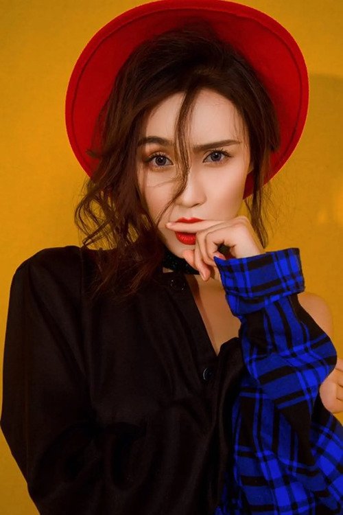 et billede af Yan Jiaying