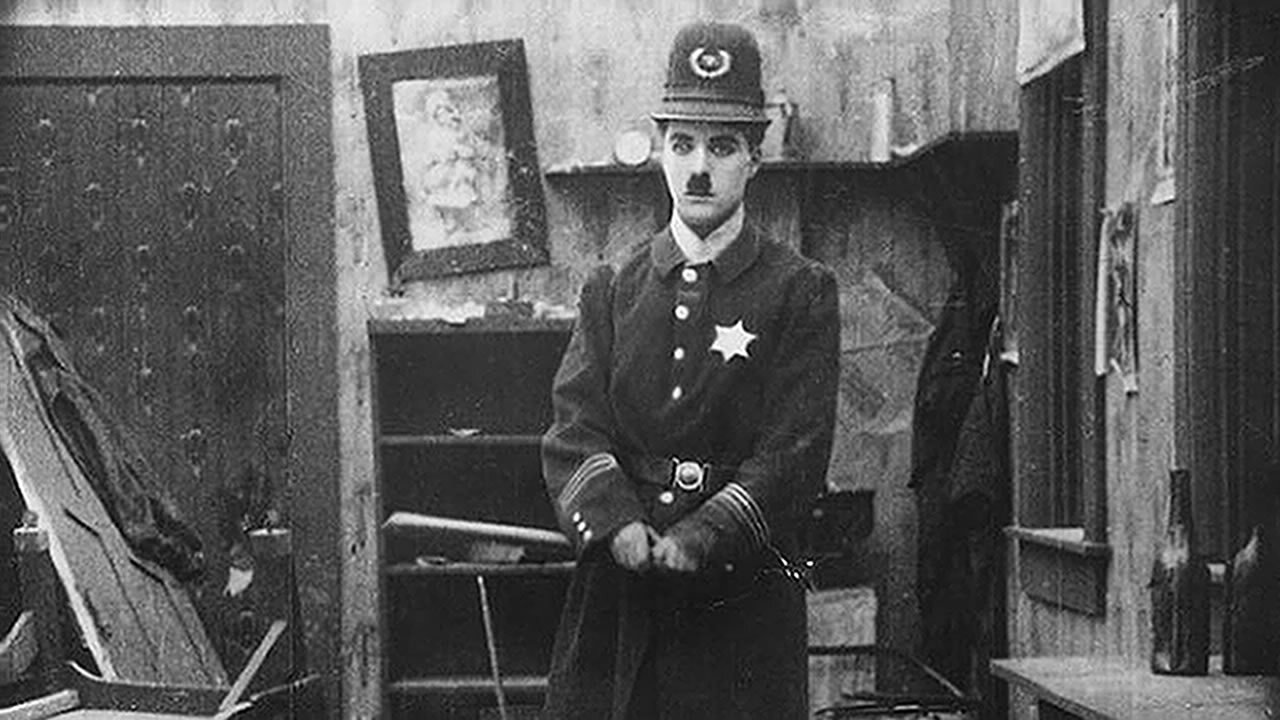 Charlot policeman