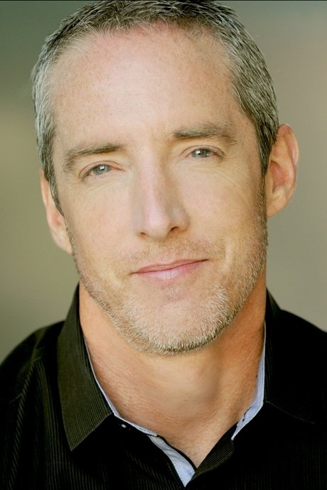 et billede af John Lowell