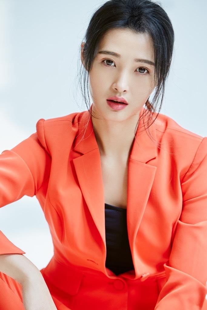 Bai Qinglin's picture in the cast