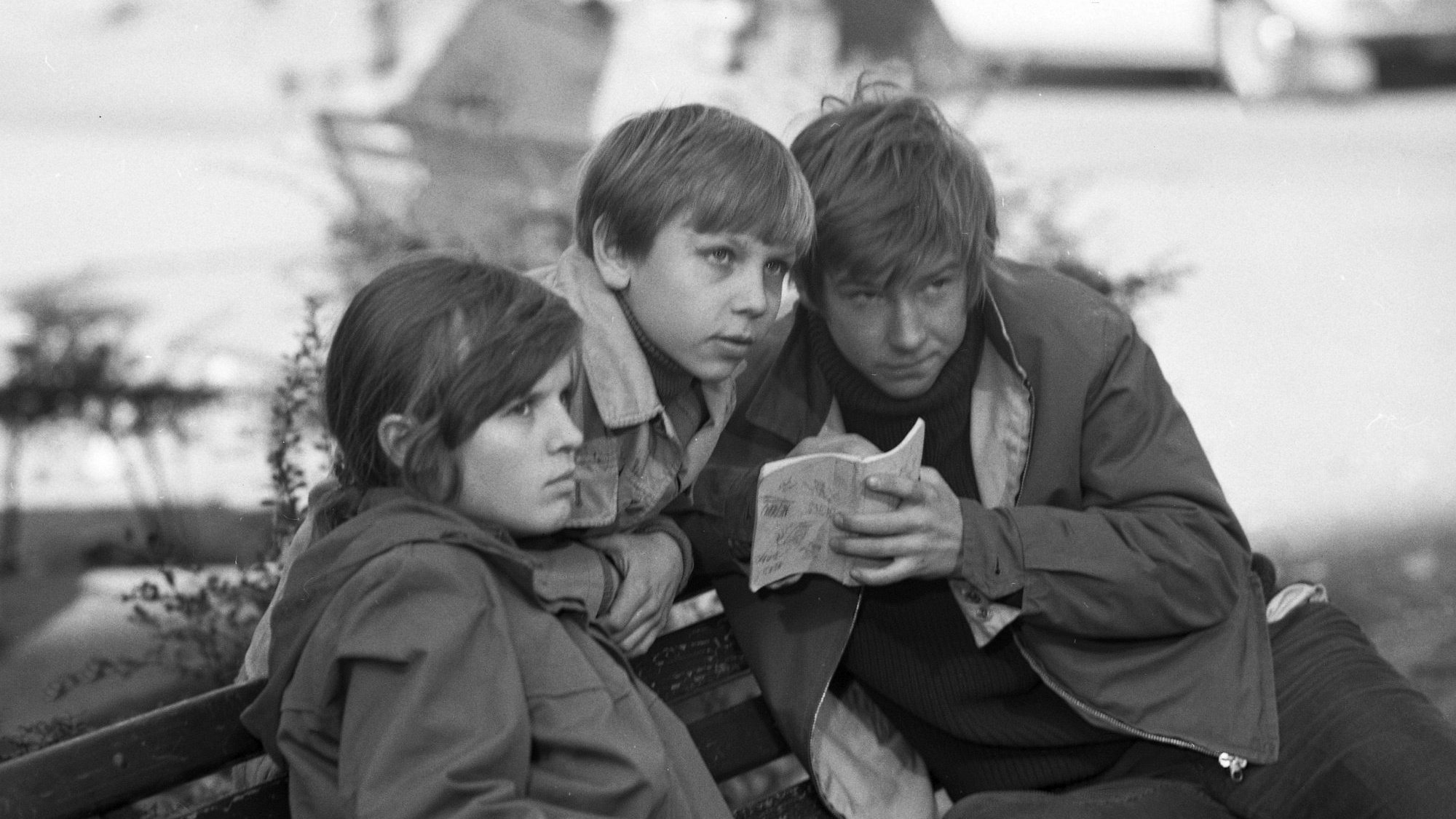 Petr pátrá s námi (1974)