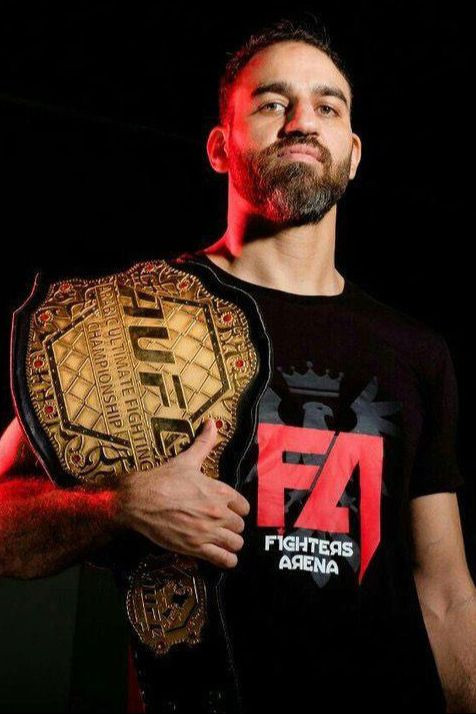 et billede af Mohamed Aly