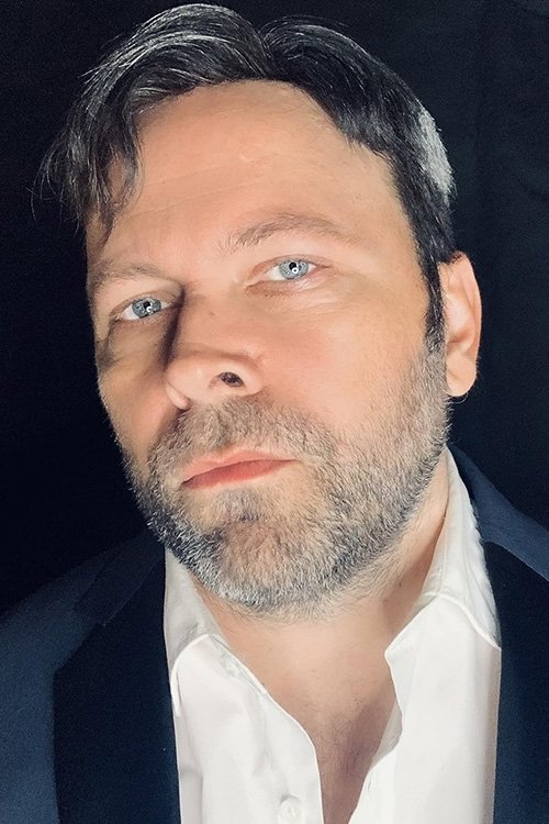 et billede af Angus Benfield