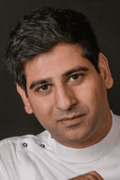 et billede af Donny Singh