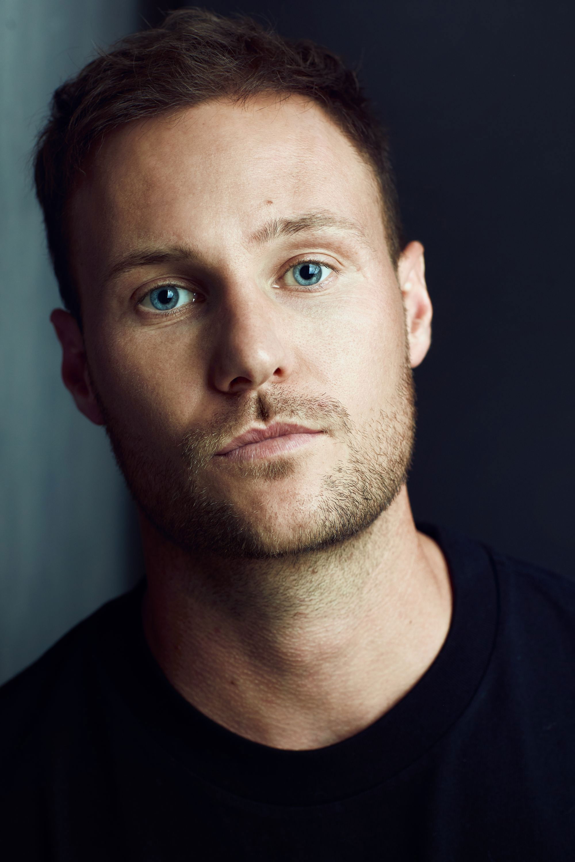 et billede af Jordan Patrick Smith