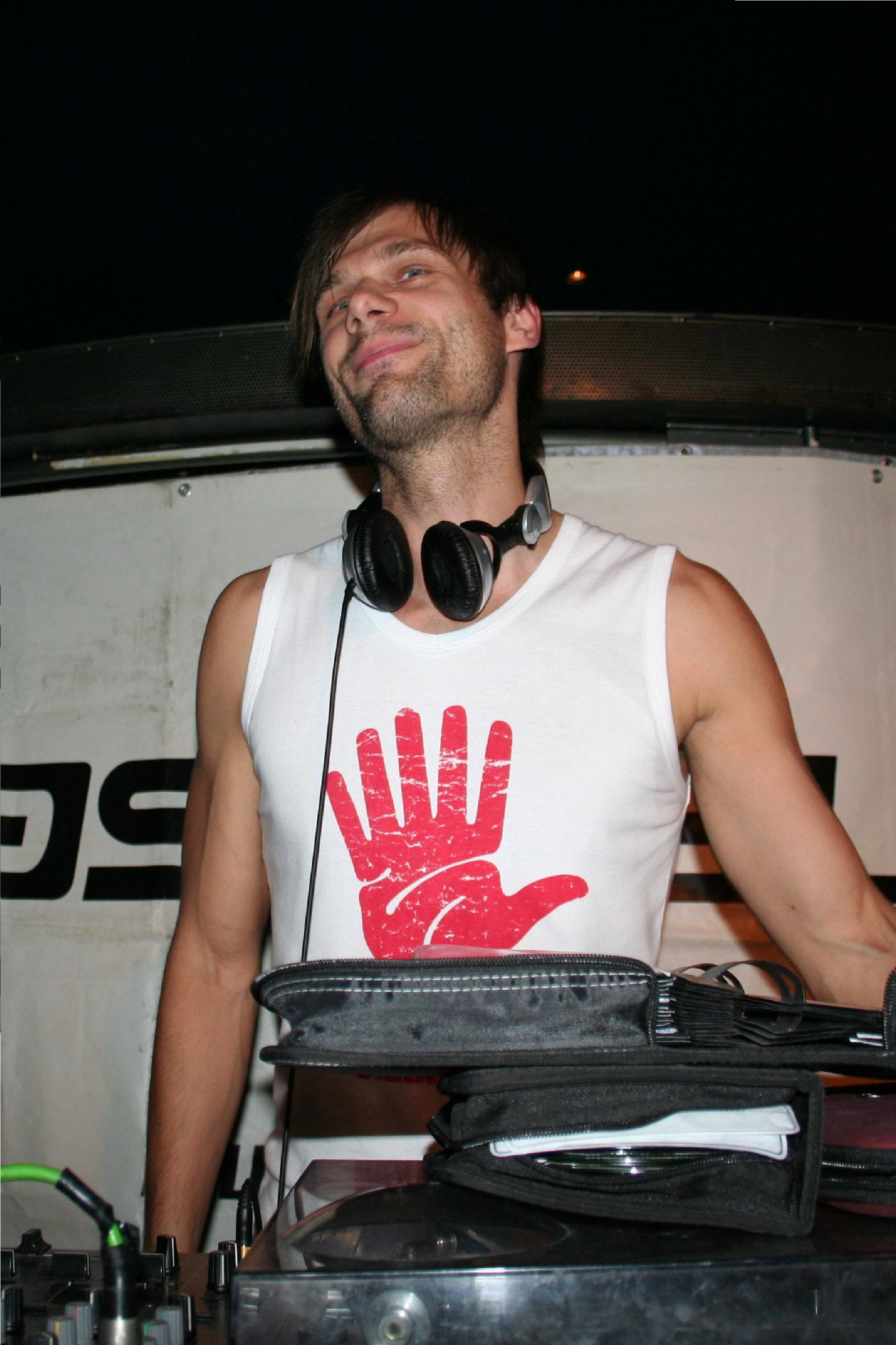 Poster for Astralis - Institution