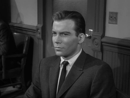 Prisoners' Wives S05E26 backdrop