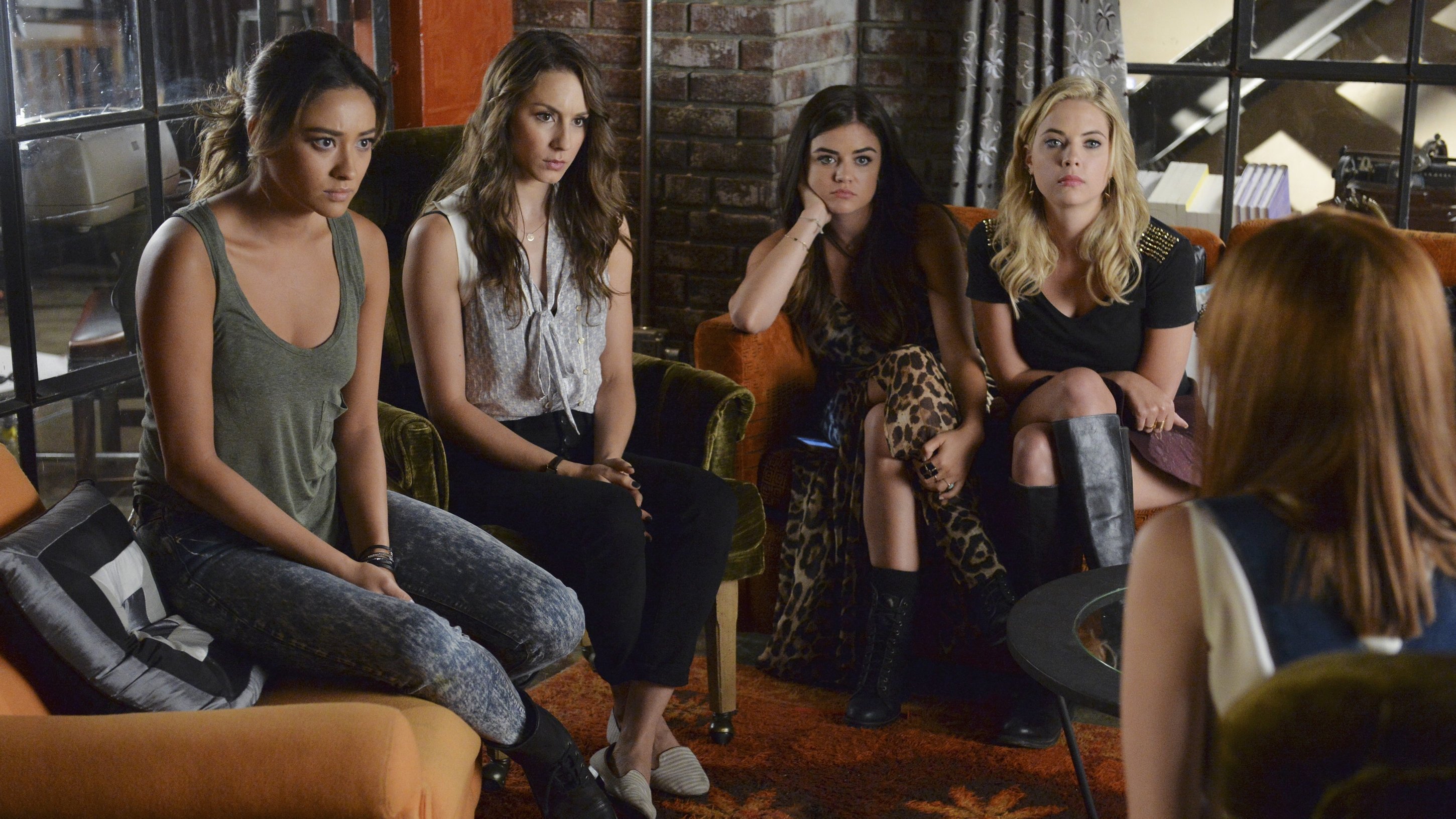 Pretty Little Liars Staffel 5 :Folge 19 