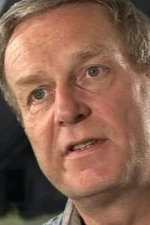 et billede af Chris Clough